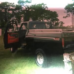 Meet your Posher, Larry